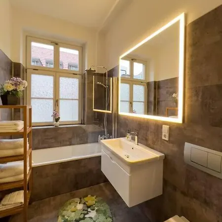 Exklusives Leipzig City Apartment Flowers Exterior photo